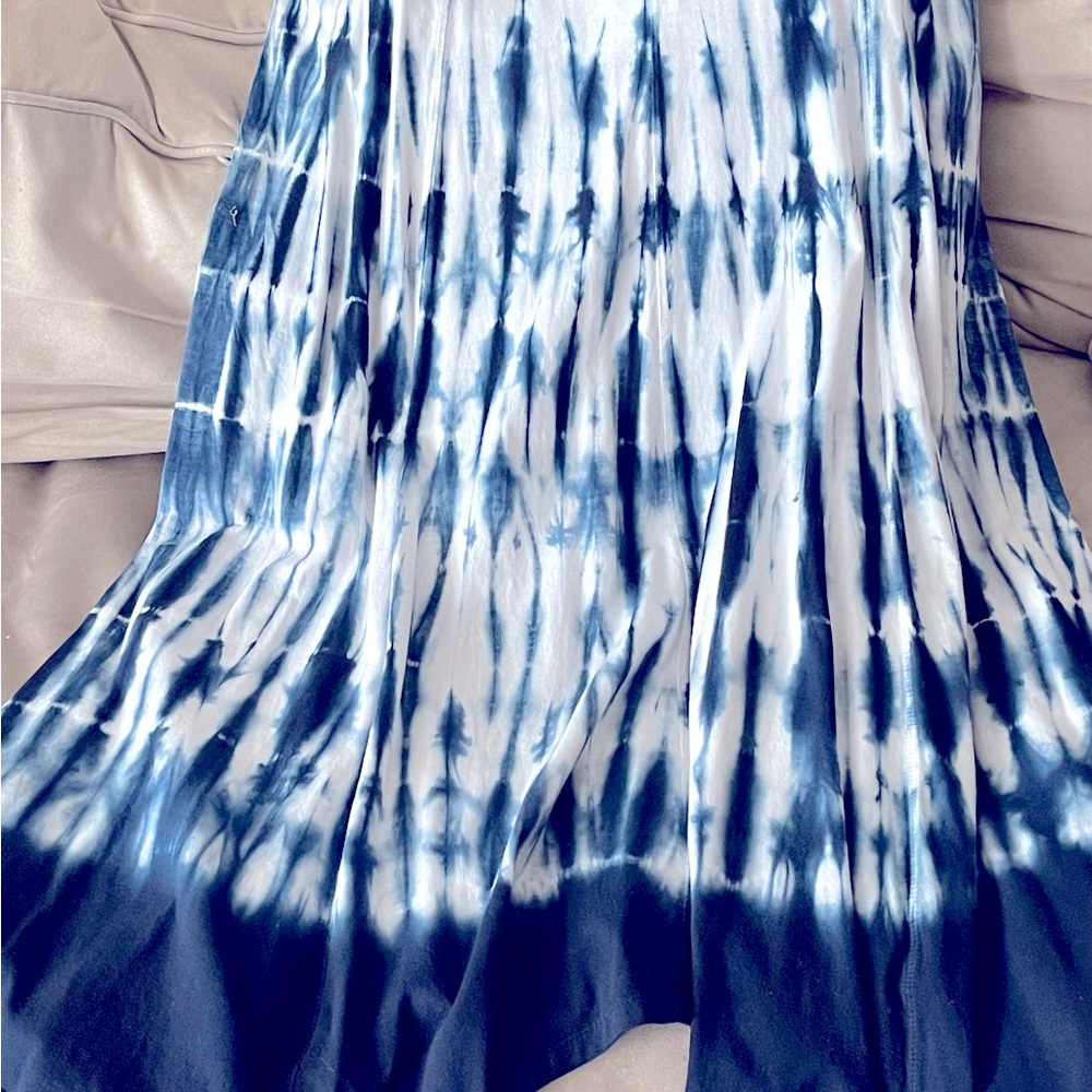 Maxi skirt, shark tooth hem, blue and white tie-dye pattern, 100% cotton